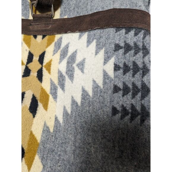 Mercy Grey Handmade Crossbody Bag Southwestern Pendleton Wool Oregon Leather - Picture 10 of 16